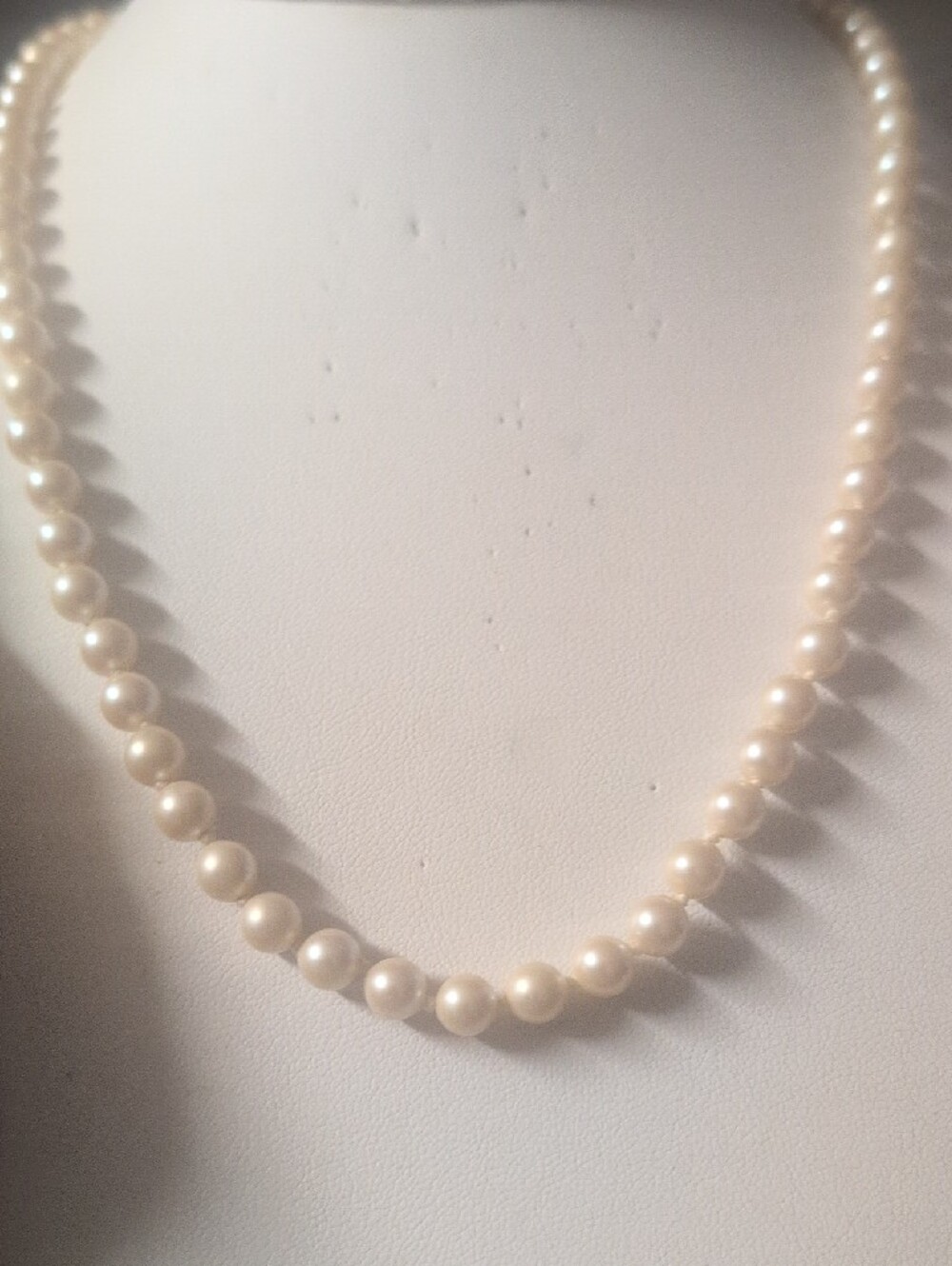 Monet  Cream Pearl Necklace with Gold Clasp - Picture 5 of 7